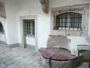Arkadenhof, Brunnen